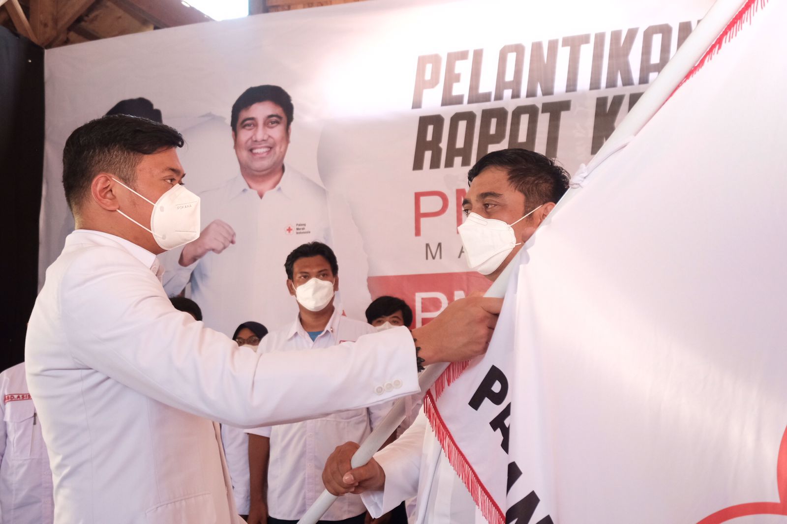 Adnan Lantik Bupati Barru dan Maros Jadi Ketua PMI Kabupaten